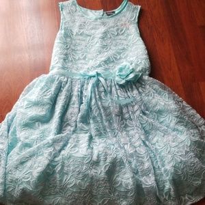 Lace flower girl dress